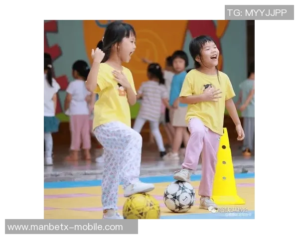 茂名足球学校助力青少年成长培养未来足球明星的摇篮与希望